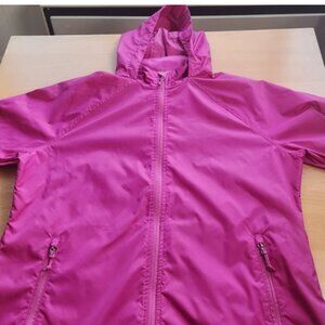 L.L. Bean Rain Jacket Women’s Large Berry Pink Hooded Windbreaker